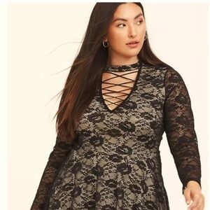 Torrid peplum lace blouse sz 0